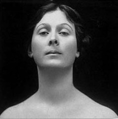 Isadora Duncan, une danseuse libre et avant-gardiste 
